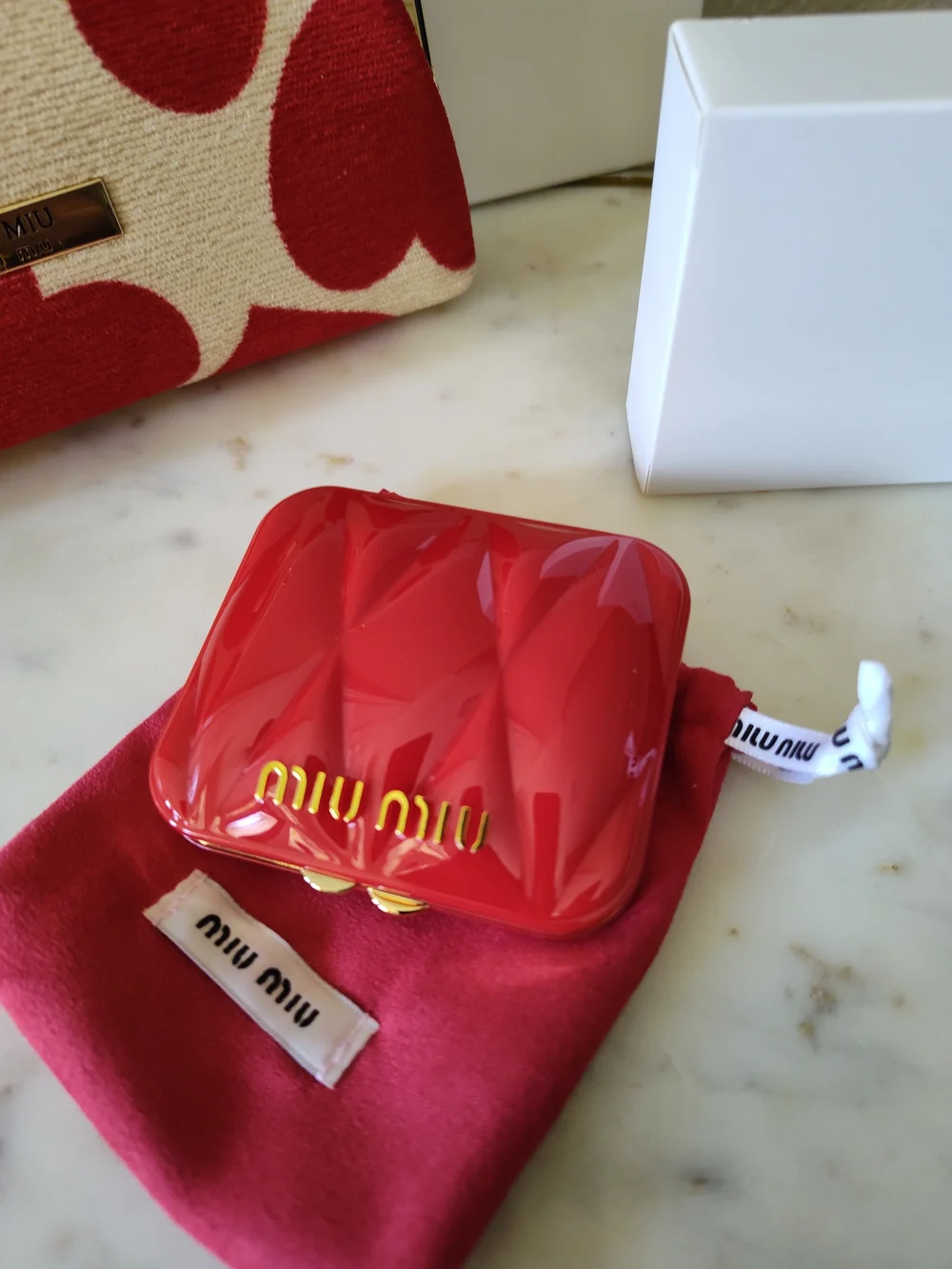 MIU MIU Red Ivory Heart Print Mirror Miroir Compact Clutch Pochette Gift Set NIB